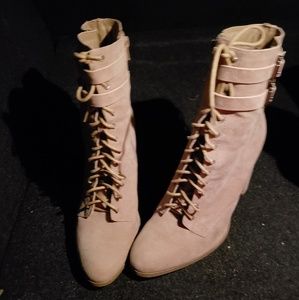 Shoe dazzle boots